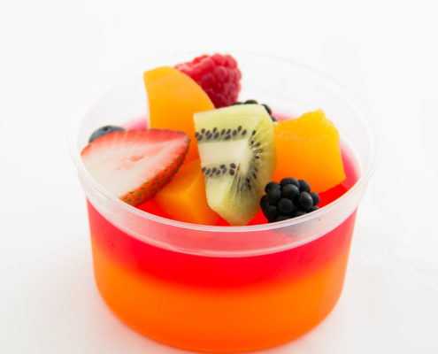Layered Gel Snack with fresh Fruit 3