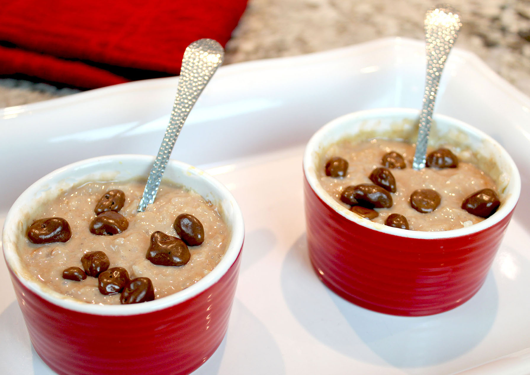 Rice pudding with chocolate covered raisons 1